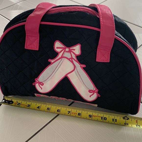 Dance Bag - perfect for a young dancer - Picture 2 of 11